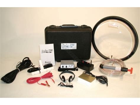 leak detector for pool liners